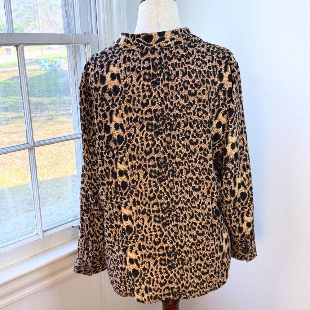 Leopard Print Collared Long Sleeve Button Up Shirt Plus Size 16W Mobwife Office - Picture 3 of 12
